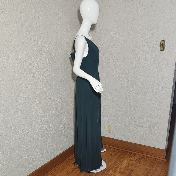 One-Shoulder Chiffon Maxi Dress with Light Gathers and Front Slit - Picture 4 of 6